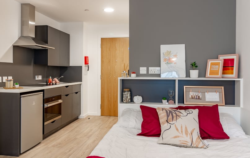 Premium Studio, Pavilion Court, 20 First Way, Wembley, London - Image 1